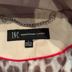 Beige spring jacket! Size large